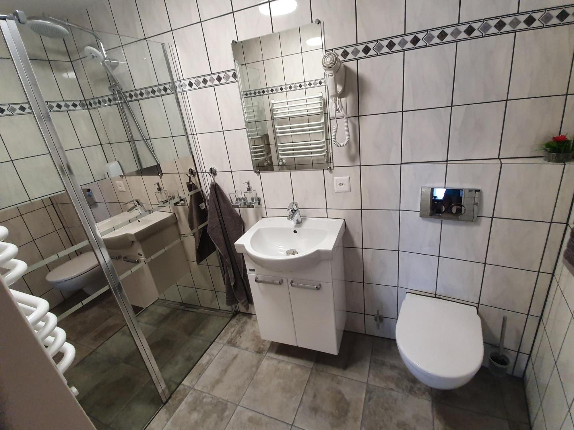 Gasthof Schwanen Radelfingen Номер фото